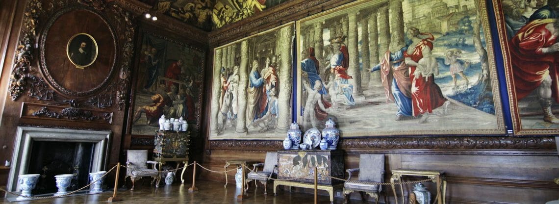 sothebys and chatsworth Sotheby’s Launches 13-Part Film Series ‘Treasures from Chatsworth’ - EAT LOVE SAVOR International Luxury Lifestyle Magazine