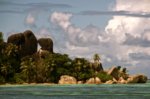 Summer Vacation and Luxury Travel Trends 9 Seyschelles vacation Summer Vacation and Luxury Travel Trends - EAT LOVE SAVOR International Luxury Lifestyle Magazine