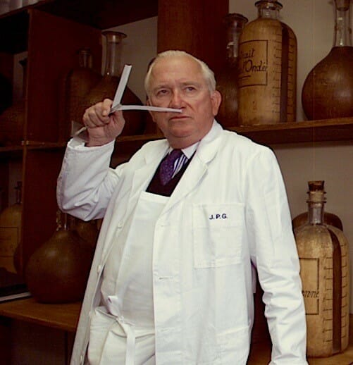 Jean Paul GUERLAIN Jean-Paul GUERLAIN Joins French Start-up 'My Exclusive Collection' to Create Exceptional Perfumes - EAT LOVE SAVOR International Luxury Lifestyle Magazine