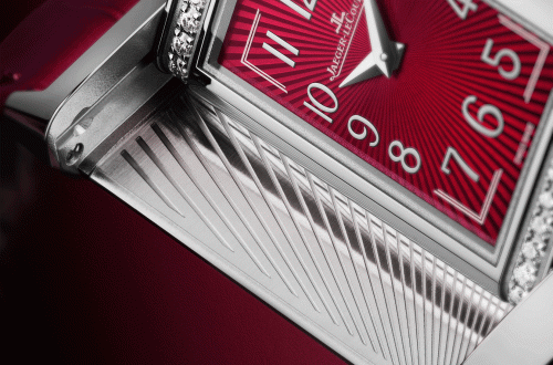 jlc reverso one q3288560 closeup8 Discover the feminine style of Jaeger-LeCoultre Reverso One - EAT LOVE SAVOR International luxury lifestyle magazine, bookazines & luxury community