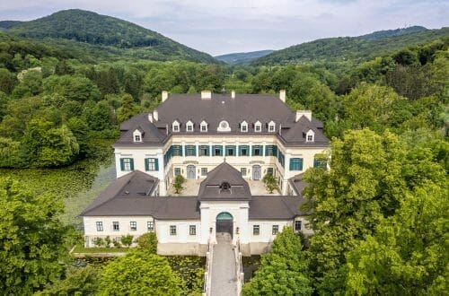 05 bearb. Hendrich Real Estate GmbH an Award-Winning Guide to the Austrian Luxury Real Estate Market - EAT LOVE SAVOR International Luxury Lifestyle Magazine